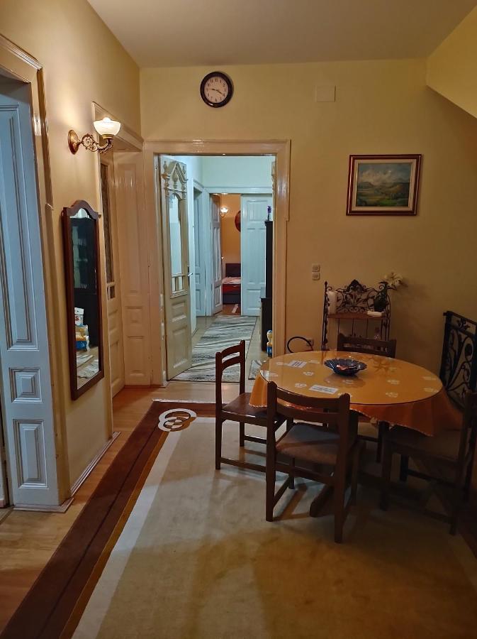 Guest House プリレプ エクステリア 写真