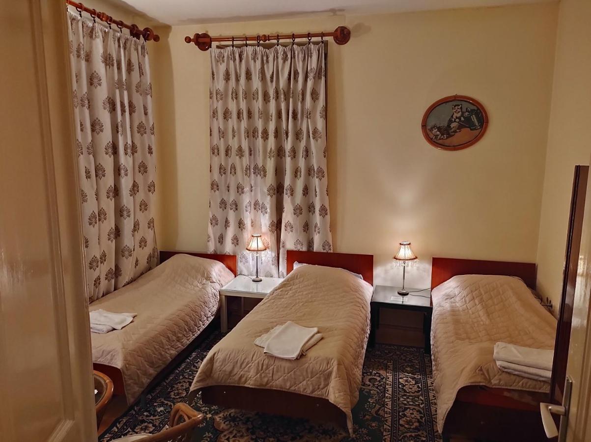 Guest House プリレプ エクステリア 写真